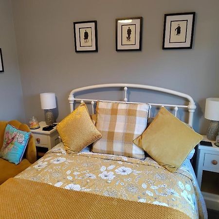 Rooms By The River At Glan Aber Cynwyd Eksteriør bilde