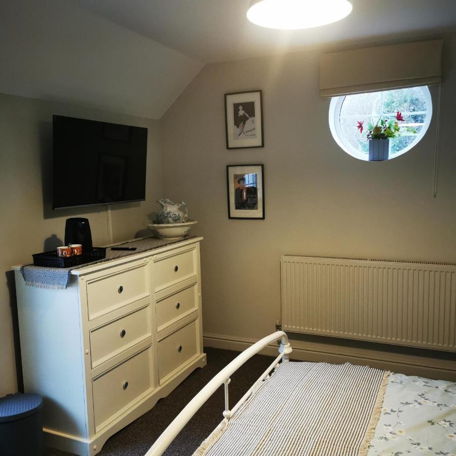 Rooms By The River At Glan Aber Cynwyd Eksteriør bilde
