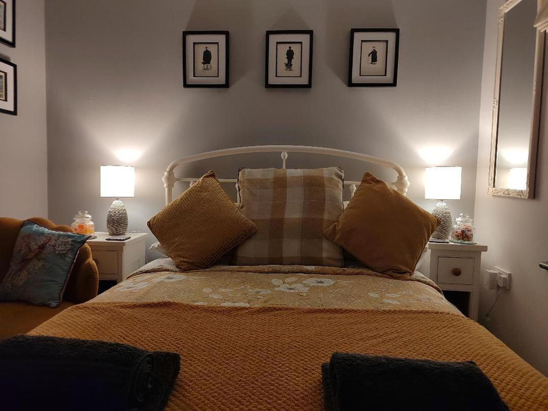 Rooms By The River At Glan Aber Cynwyd Eksteriør bilde